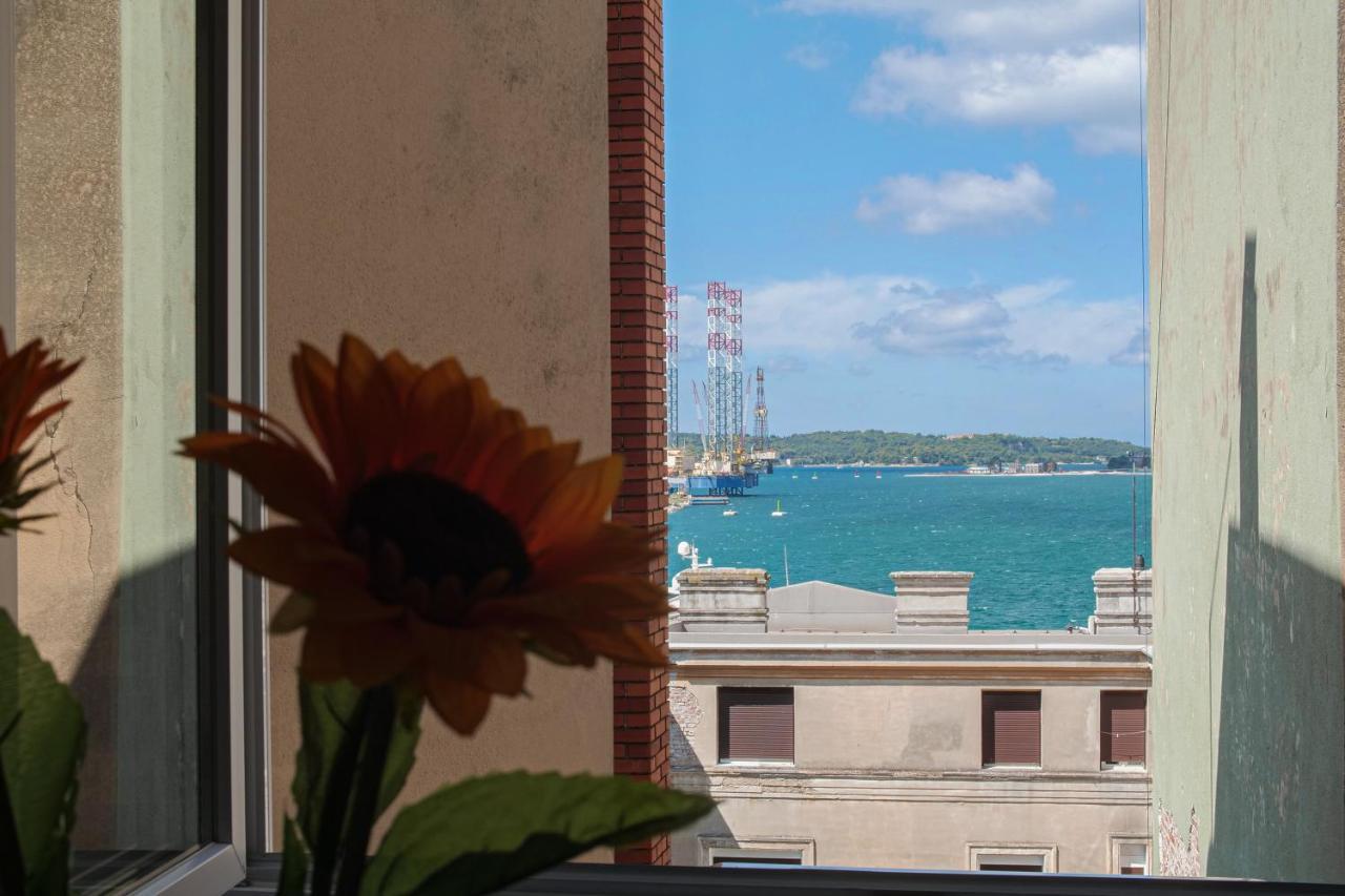 Arena Apartment With 3 Bedrooms In The City Center Pula Eksteriør billede
