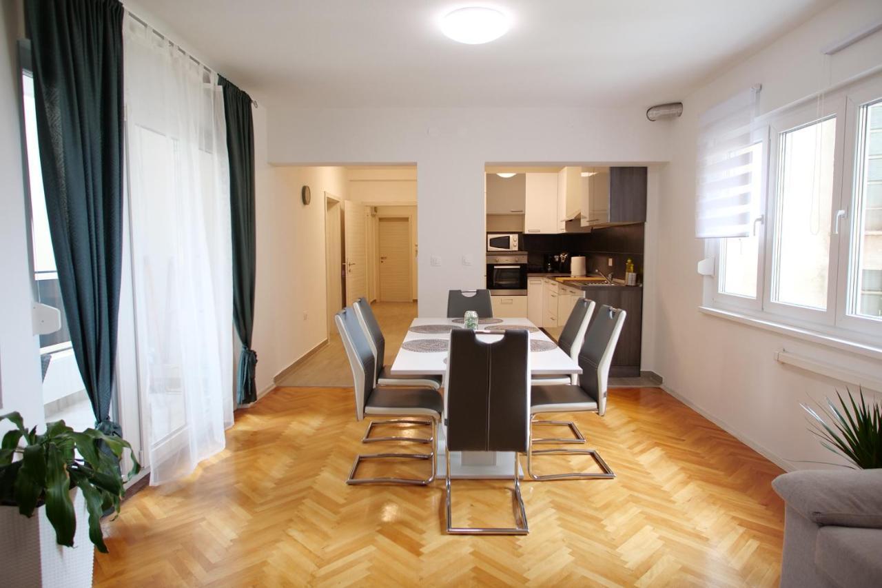 Arena Apartment With 3 Bedrooms In The City Center Pula Eksteriør billede